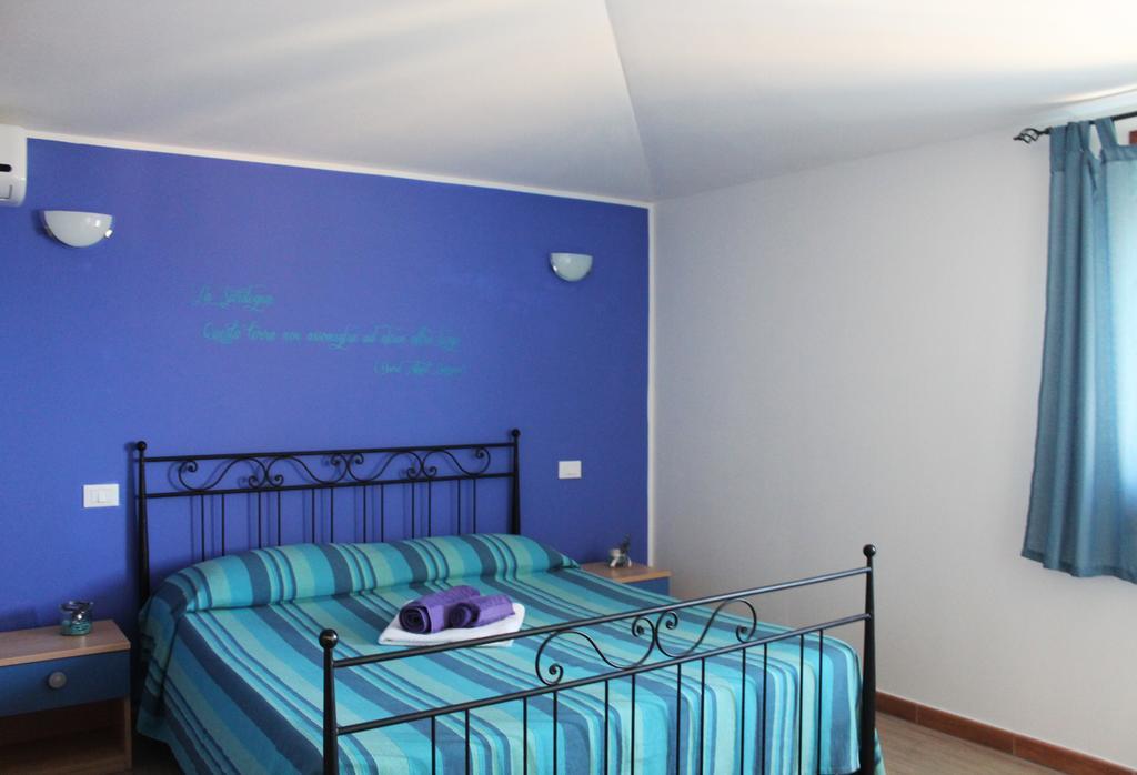 B&B L'Alba Nel Golfo 카스텔사르도 객실 사진
